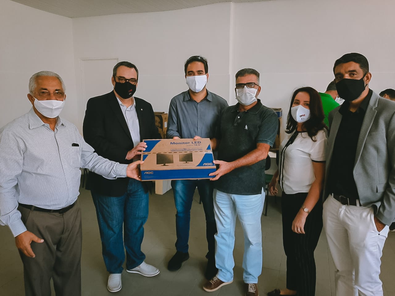 Fundação Renascer recebe computadores para realização de Programa Jovem Aprendiz com socioeducandos