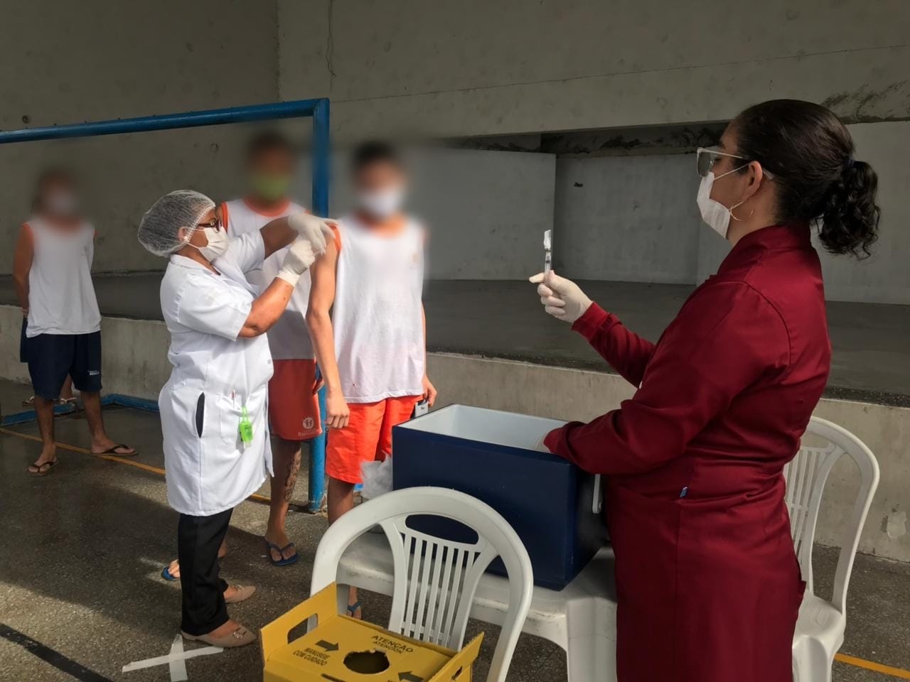 Socioeducandos da Fundação Renascer recebem imunização contra Covid-19 e H1N1